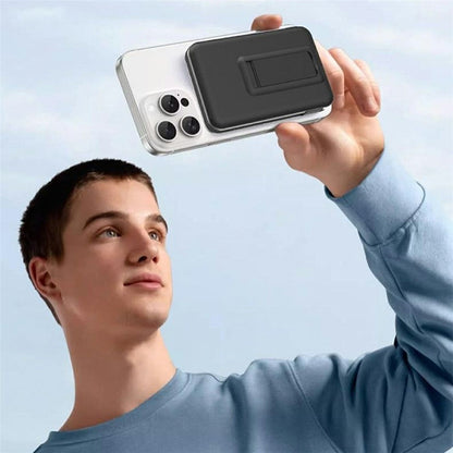 Magwave Power Bank with Stand 35W   10000mAh Qi2